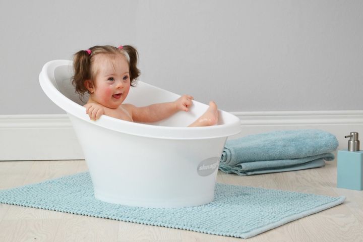 Willow Adair in her Shnuggle Bath