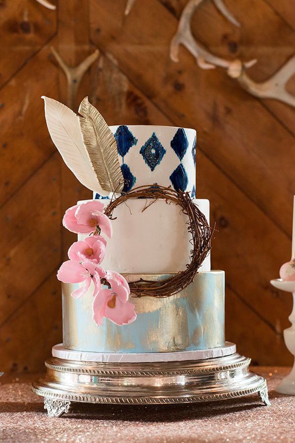 21 Show Stopping Wedding Cakes That Have Some Serious Wow Factor Huffpost