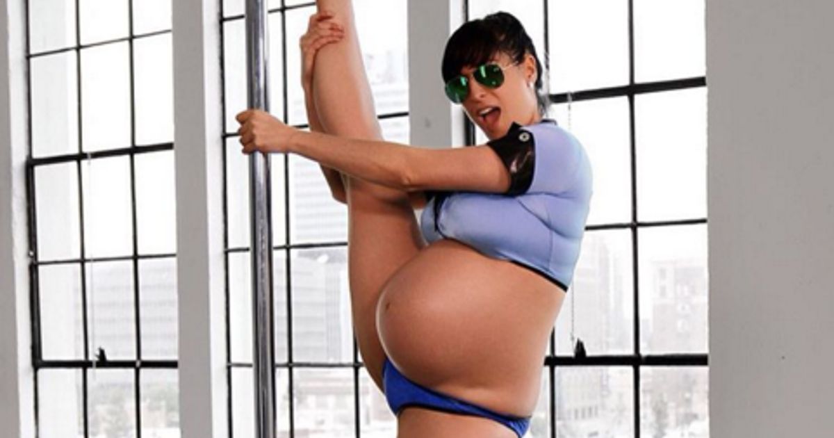 This Pole-Dancing Mama-To-Be Is Sharing An Empowering Message