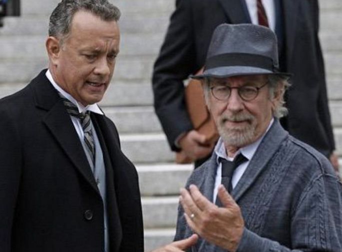 Steven Spielberg on set with his frequent collaborator Tom Hanks