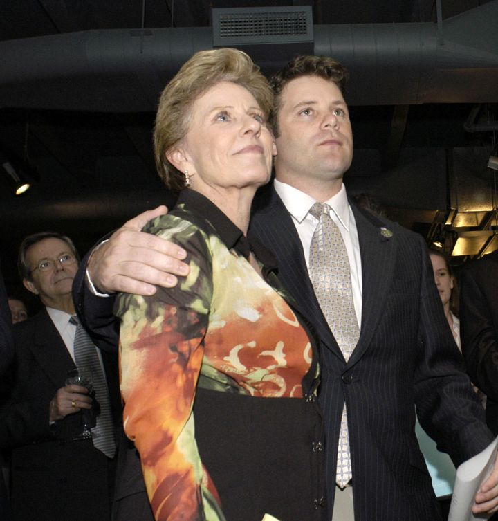Actor Sean Astin puts his arm around his mother, Patty Duke, at the Creative Coalition's 2004 Capitol Hill Spotlight Awards ceremony March 30, 2004.