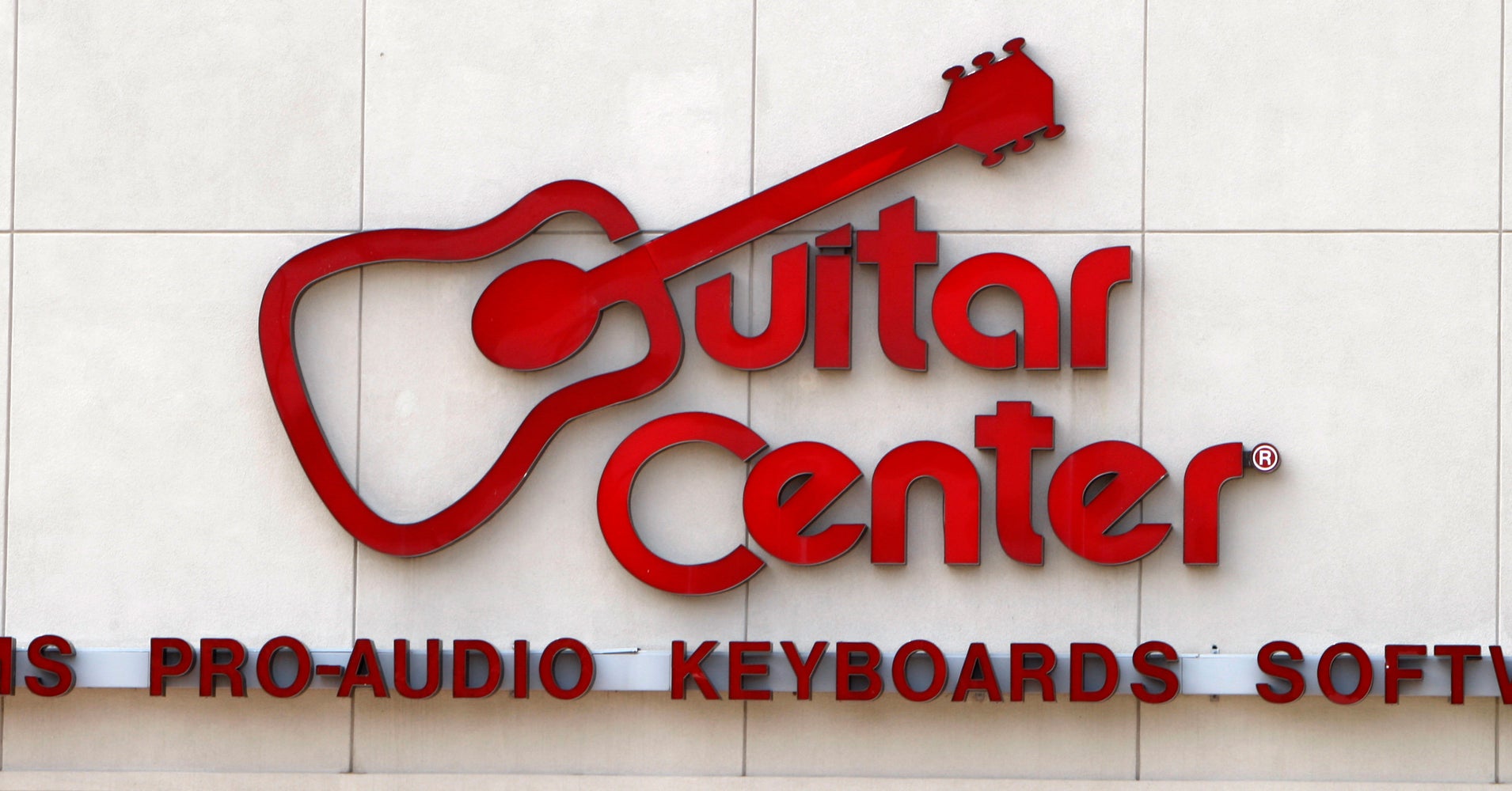 Another Guitar Center Store Votes To Unionize HuffPost