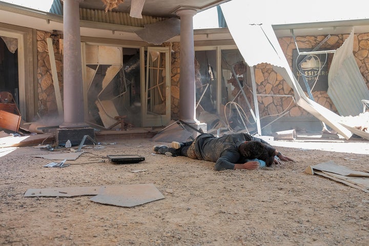 <strong>An explosion is set to rock Lassiter's Hotel in 'Neighbours'</strong>