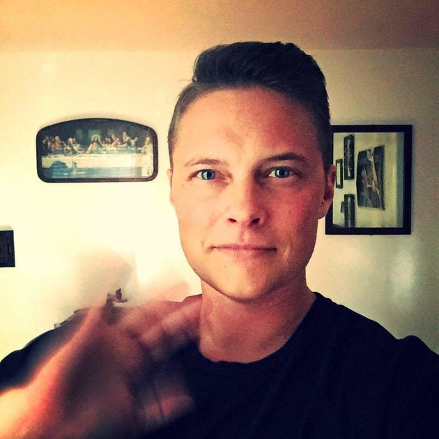 Trans Man Finds Brilliant Way To Let Women Know Why He’s Using Their