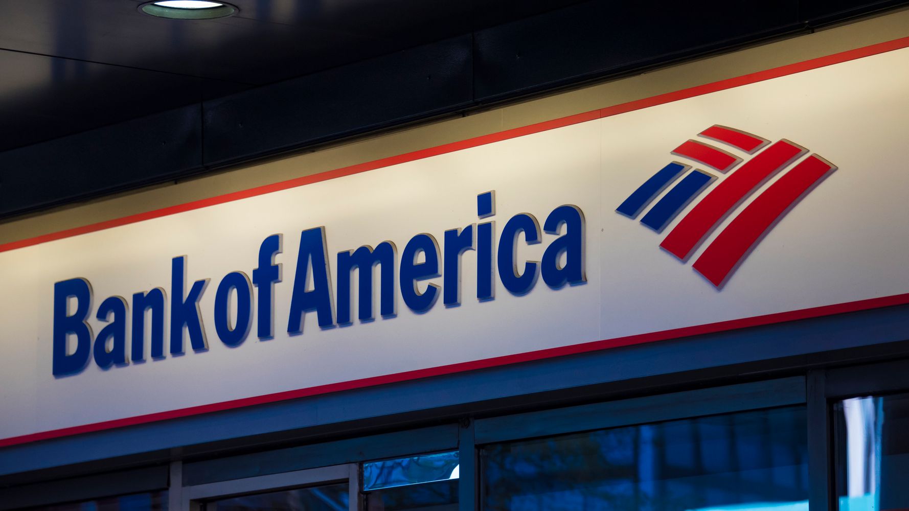 Bank of america threatened by cryptocurrency 00035315 btc to usd