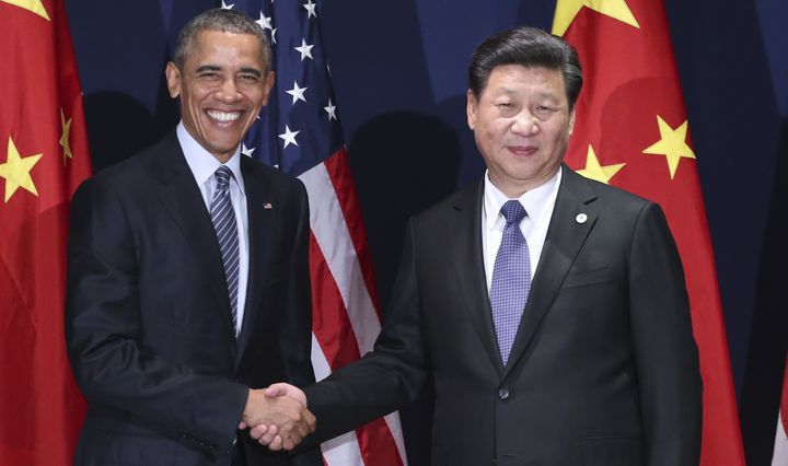 U.S. President Barack Obama and Chinese President Xi Jinping said they will both sign the Paris climate agreement on Earth Day.