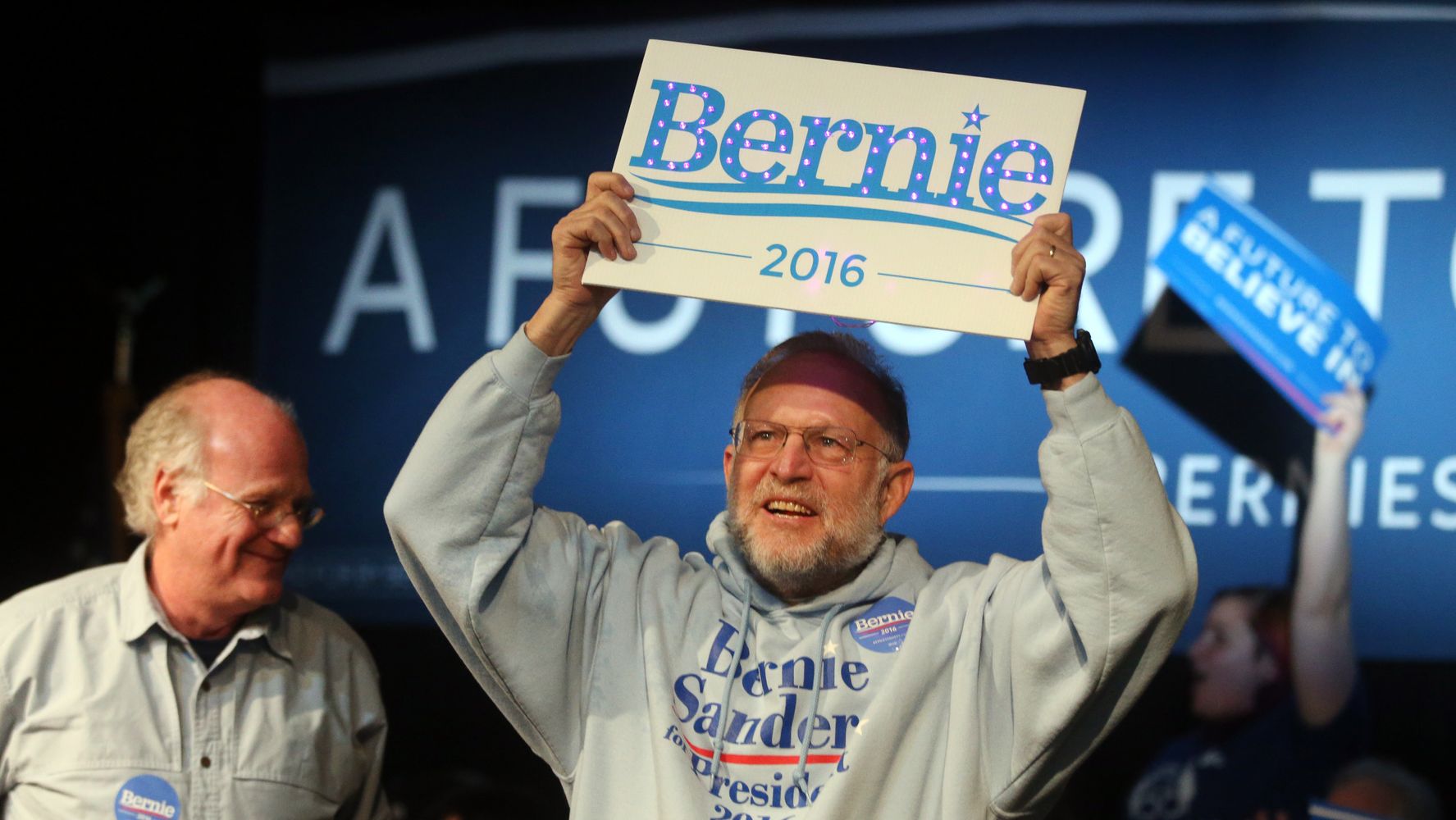 WATCH LIVE: Ben And Jerry Give Away Free Bernie Sanders Ice Cream In ...