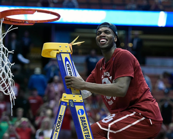 Oklahoma's Buddy Hield has continued his brilliance, destroying Oregon for 37 points to propel the Sooners to their first Fin