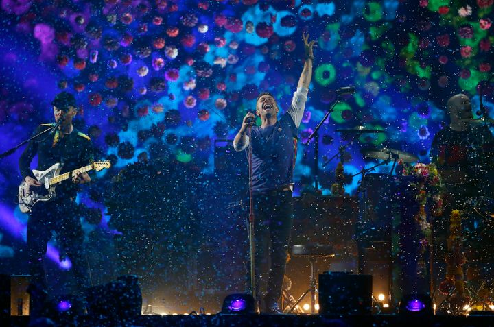 <strong>Coldplay will headline Radio 1's Big Weekend</strong>