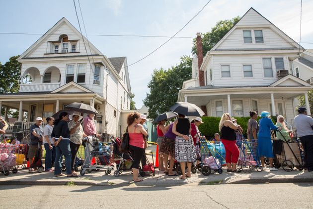 Photos Of Nyc Food Pantry Lines Resemble Depression Era Scenes