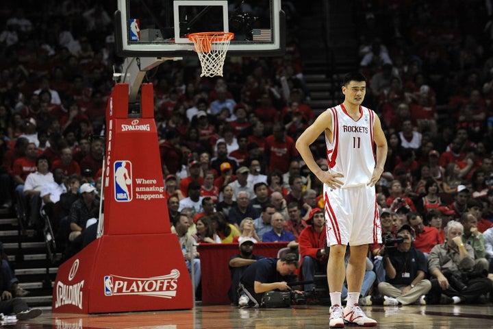 Por que Yao Ming Entrou para o Hall da Fama da NBA?