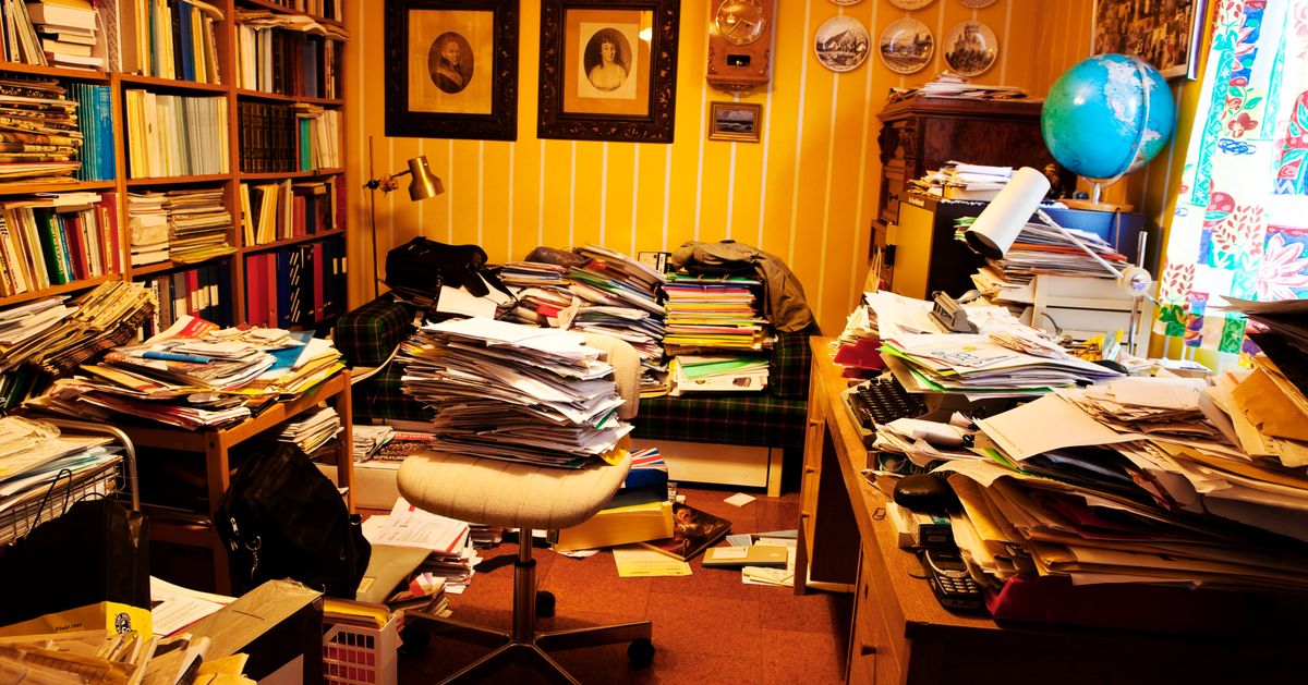 5 Signs That Someone You Love May Be A Hoarder | HuffPost Post 50