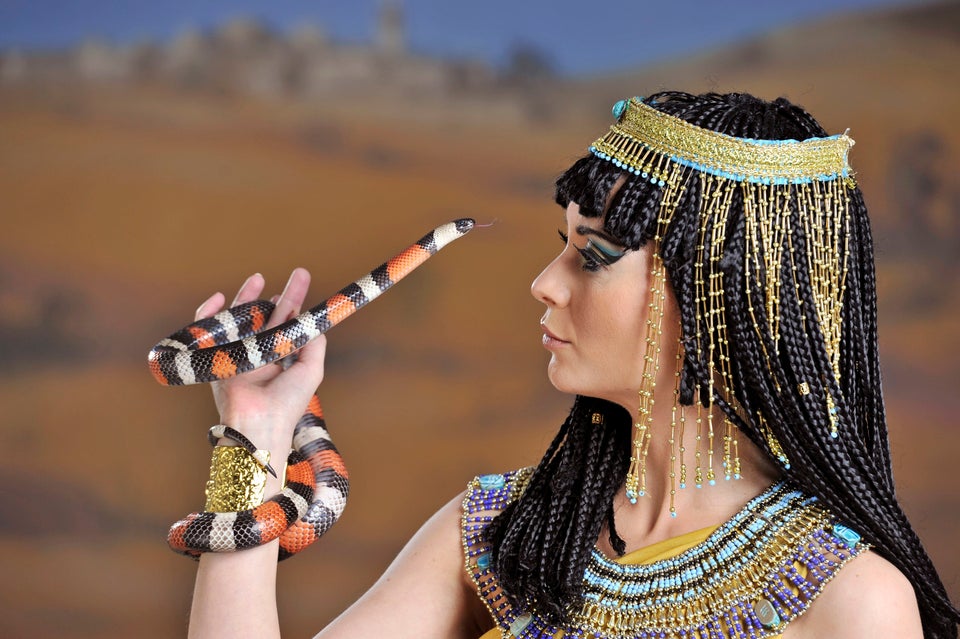 Rachel Riley Looks Unrecognisable Dressed As Cleopatra (And Obviously ...