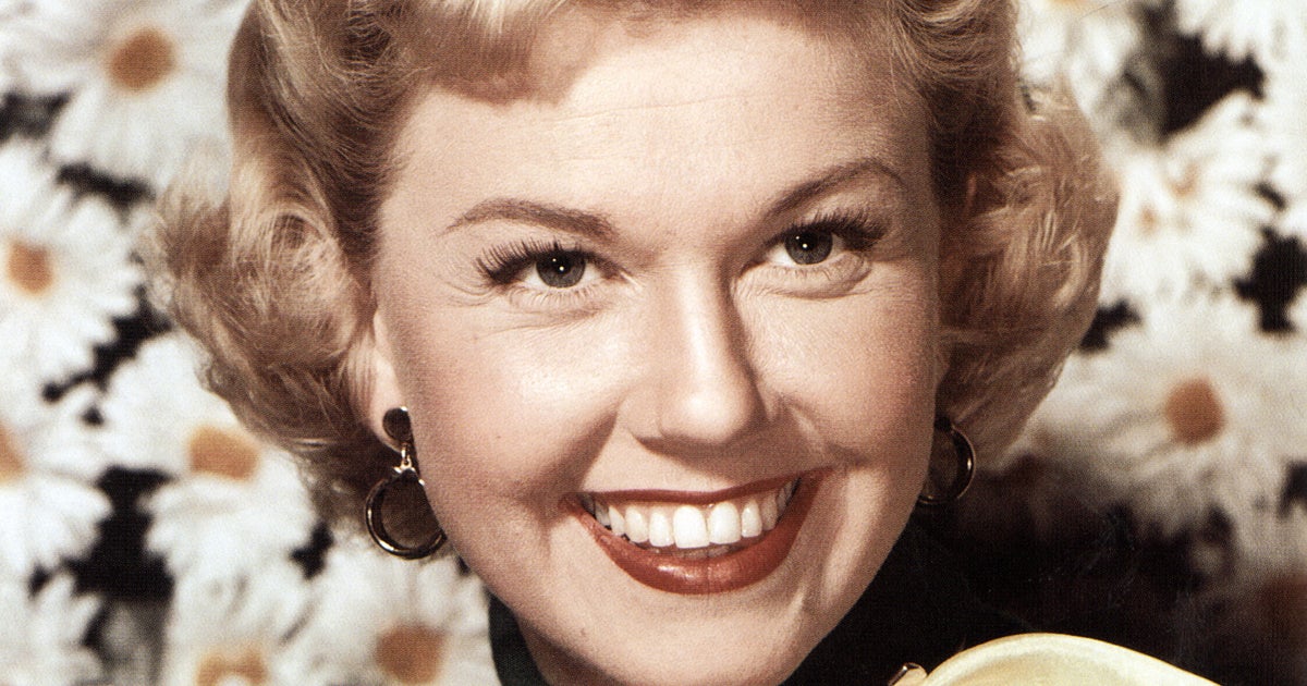Doris Day Celebrates Turning 92 With A Birthday Serenade From Fans(01)