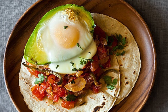 Get the Avocado y huevos caliente recipe from Angela @ the well-worn apron via Food52.