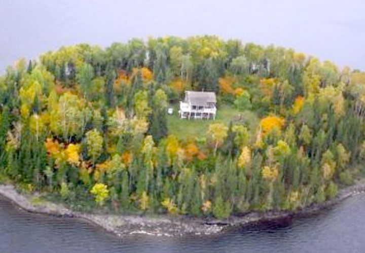 Frypan Island a 6.5 acre island with a three-bed cottage in Ontario, Canada, available for £248,000
