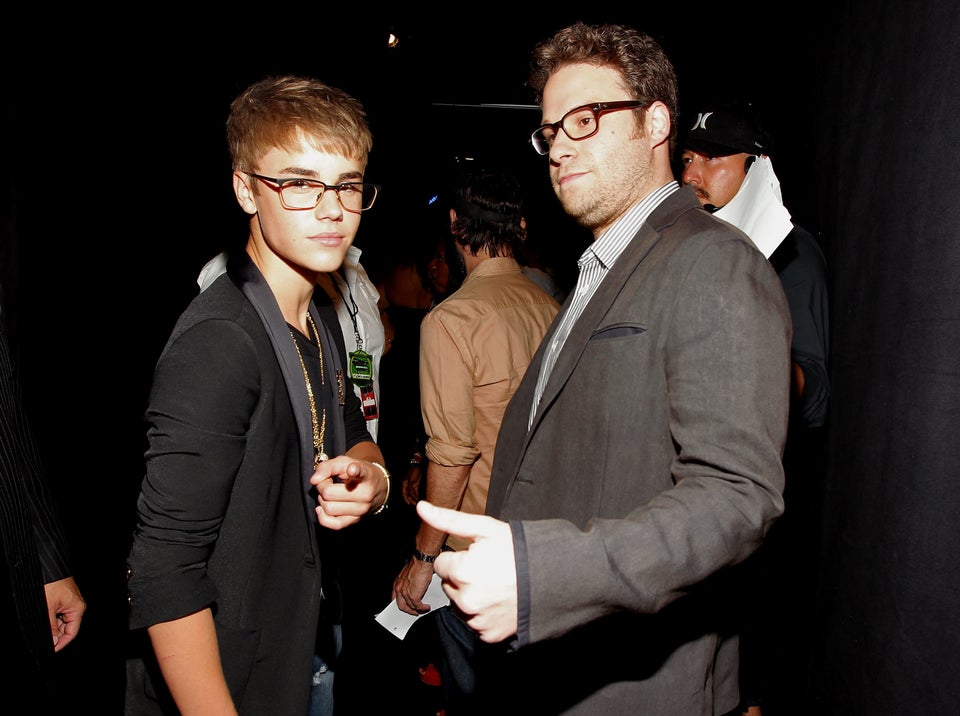 Justin Bieber vs Seth Rogen