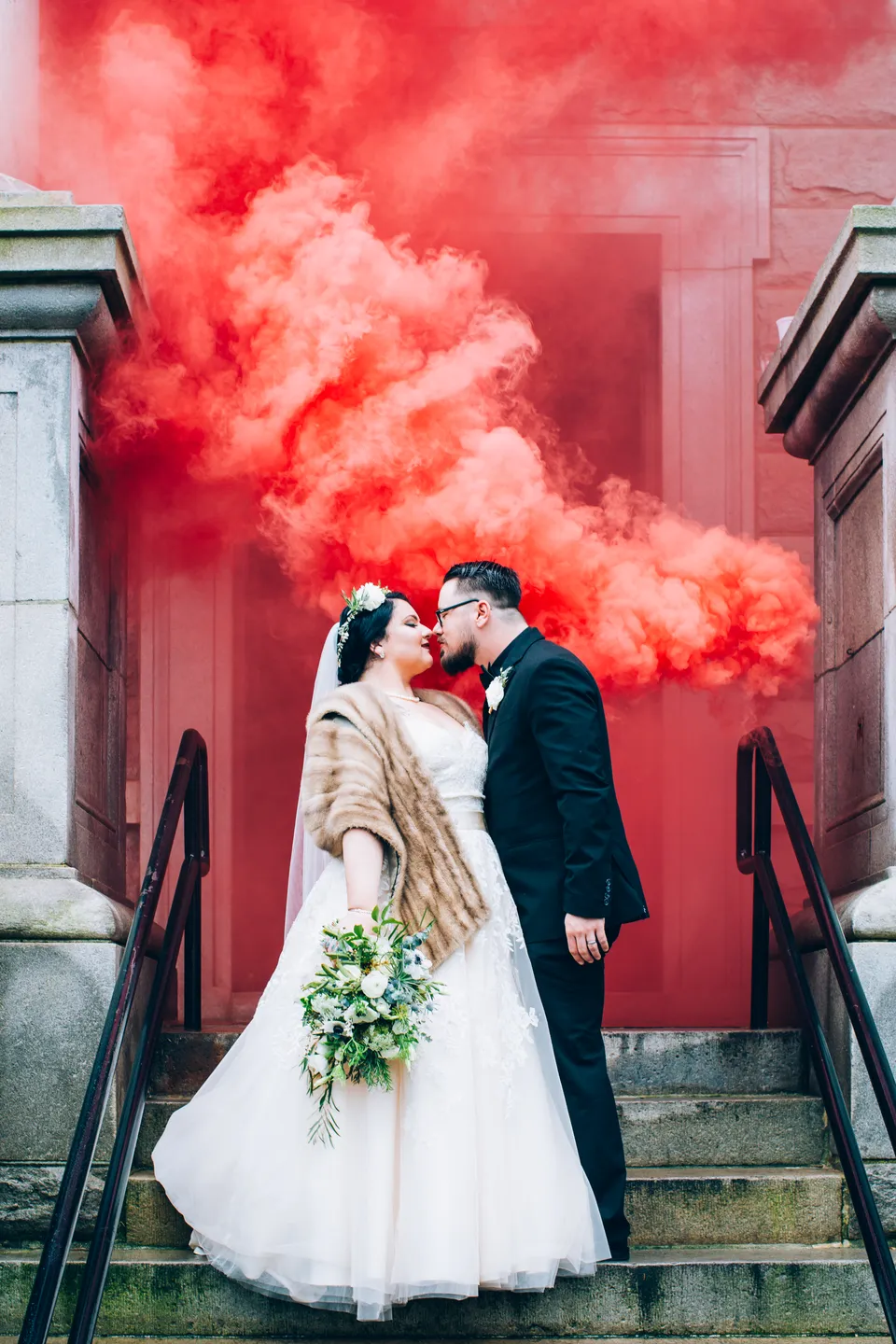Smoke bomb wedding Photography. Do`s and don'ts. - Artisan X Wedding  Photography