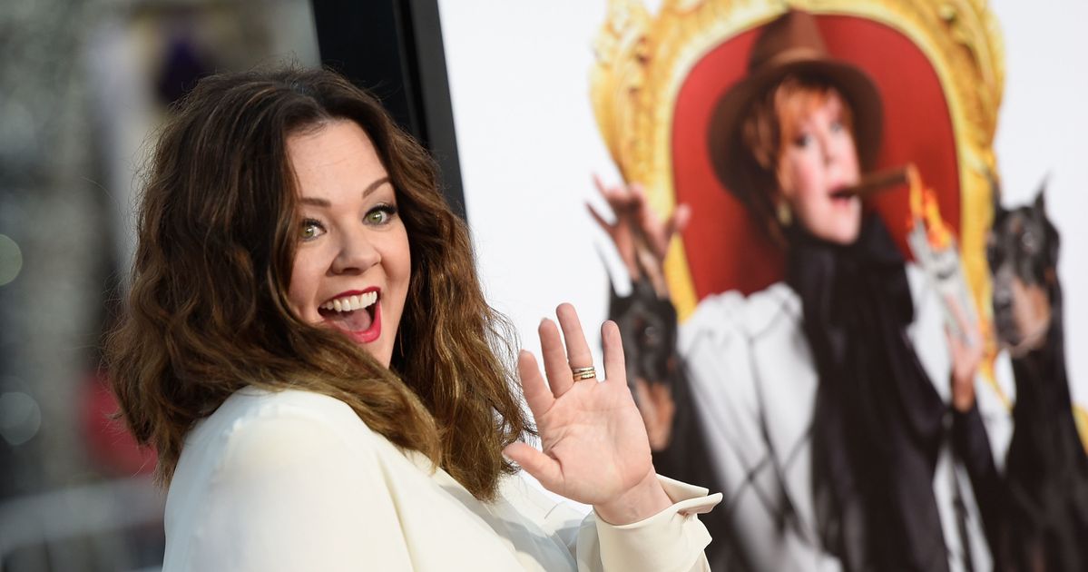 Женщины которые вышли. Melissa MCCARTHY the Boss Premiere. Мелисса Маккарти пальцы. Мелисса Маккарти Netflix poster. Мелисса Маккарти палец вверх.