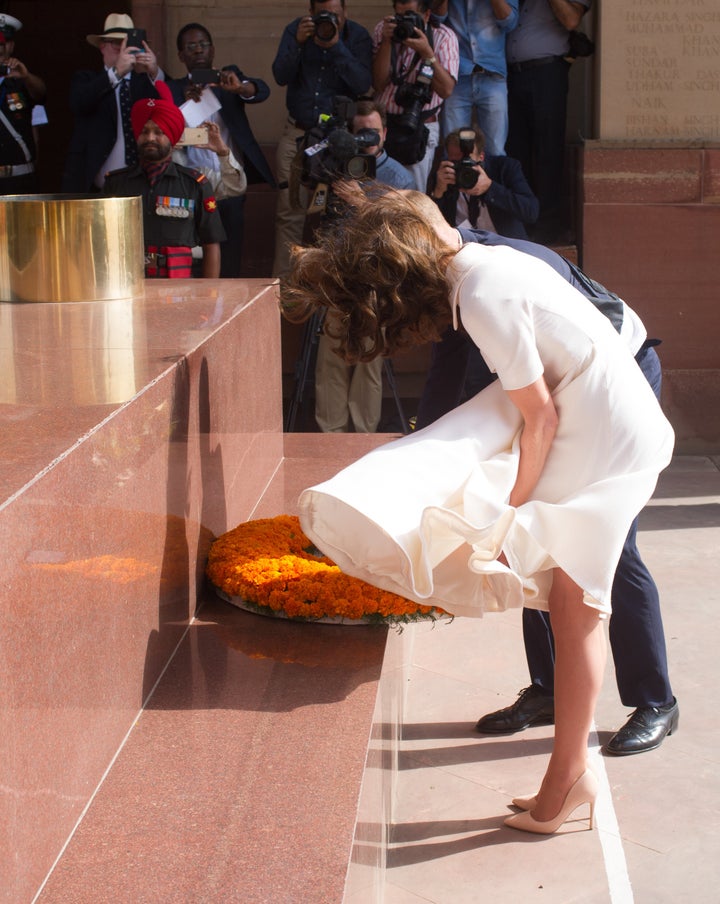 Catherine Duchess Of Cambridge Just Wore The Fanciest Crop Top Ever Huffpost Life 