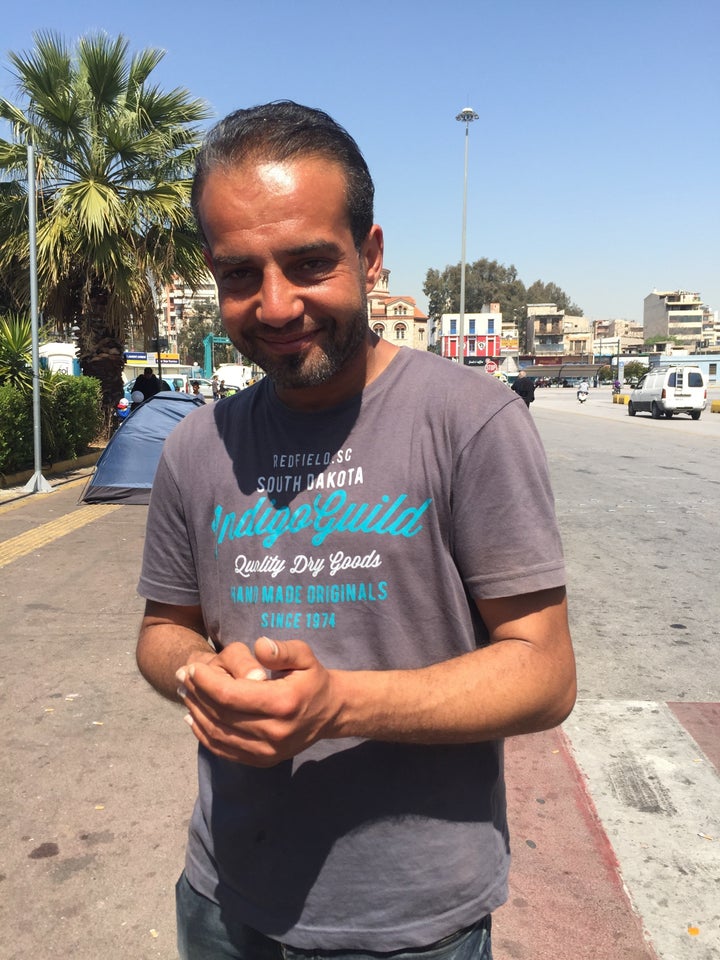 Syrian refugee Amjad al Fakhouri explained that tensions at the port had risen long before the incident with the Afghan