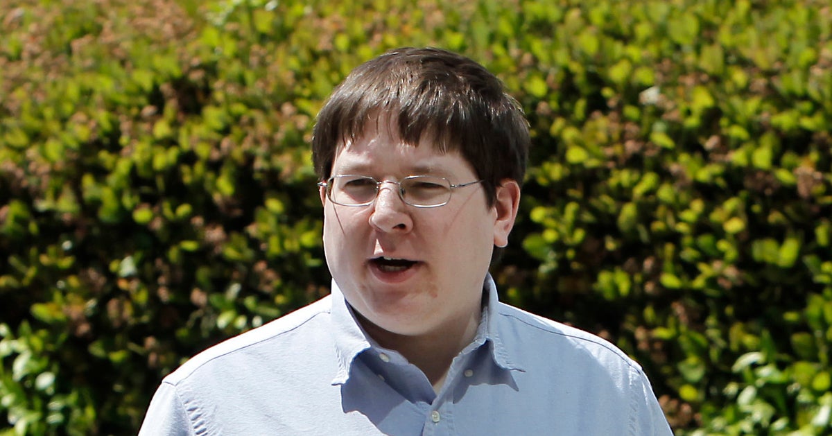 Matthew Keys Journalist Matthew Keys Sentenced To 2 Years In Anonymous Hack On LA ...