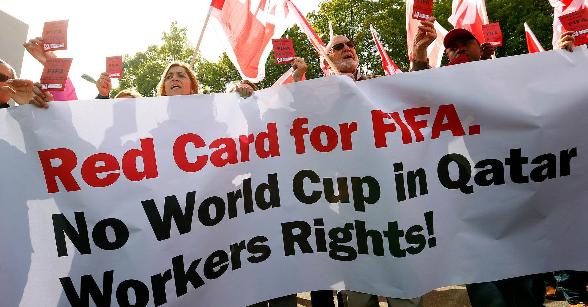 report-tells-fifa-to-protect-human-rights-or-move-world-cup-from-qatar