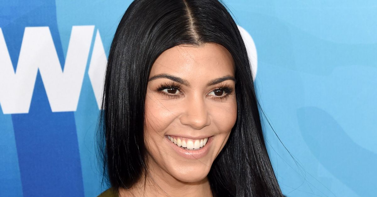 Kourtney kardashian. Корнти Кардашьян. Карди с Кардашьян. Кортни Кардашян (Kourtney Kardashian).