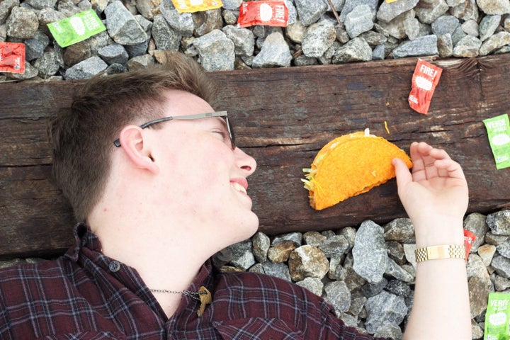 Smith gazing at a taco is how everyone wants their significant other to look at them. 