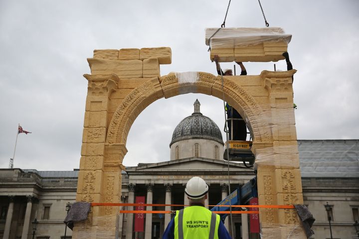 The 5.5m replica was made by machines that carved the arch based on 3D photographs of the original 