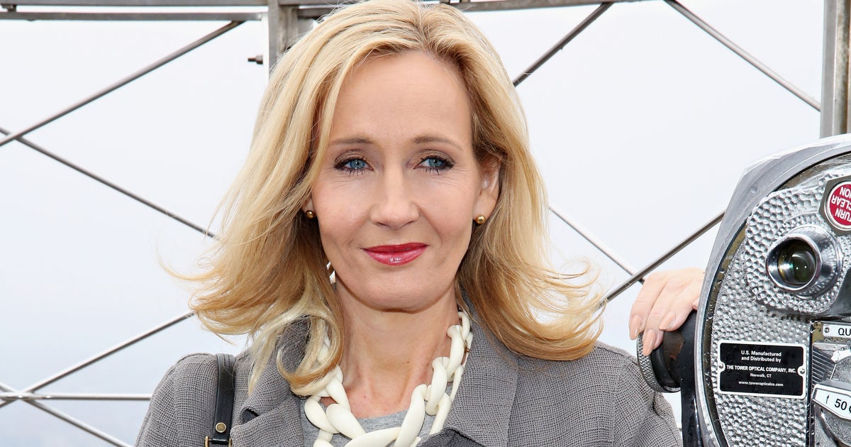 J.K. Rowling Gives Magical Advice To Mom In A 'Harry Potter' Dilemma