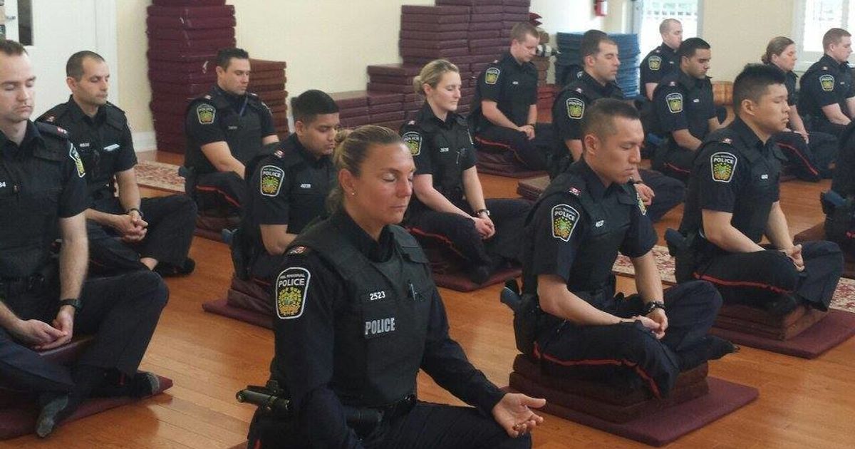 Canadian Police Officer Tries Period Pain Simulator And Gives Up Halfway  Through The Pain Levels