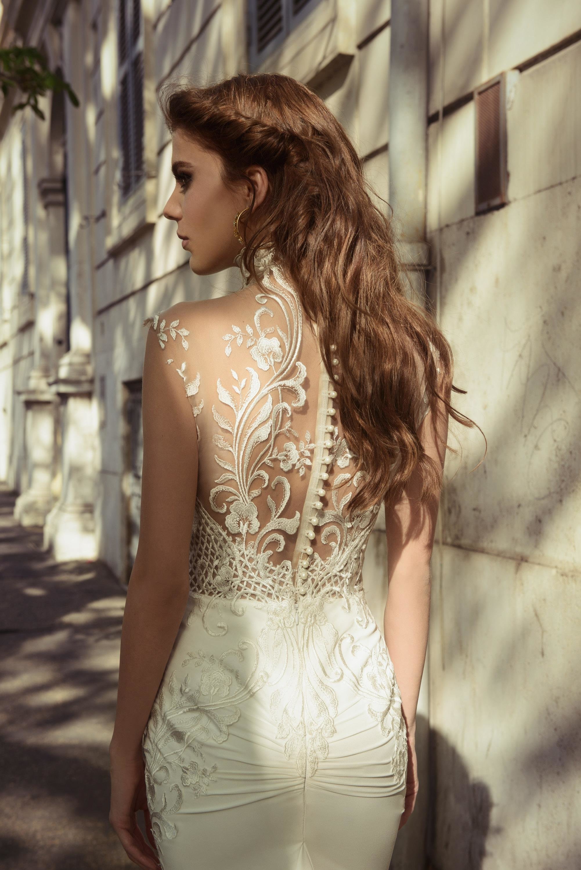 wedding dresses with beautiful back detail