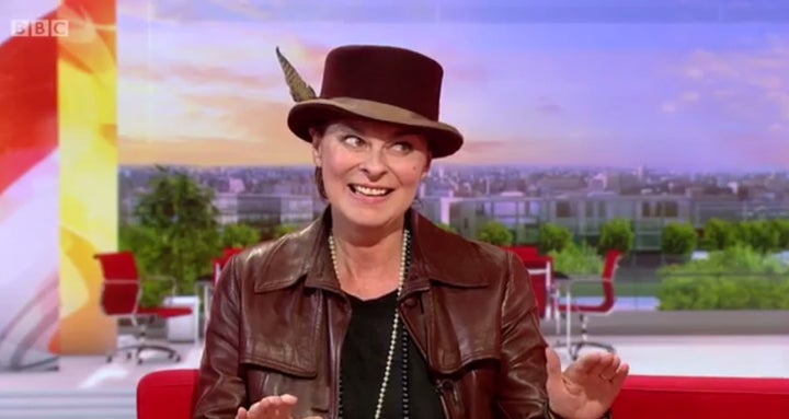 <strong> Good hat</strong>