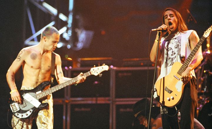Flea (left) and Kiedis (right) rehearsing for the MTV Video Music Awards in 1992. <br>