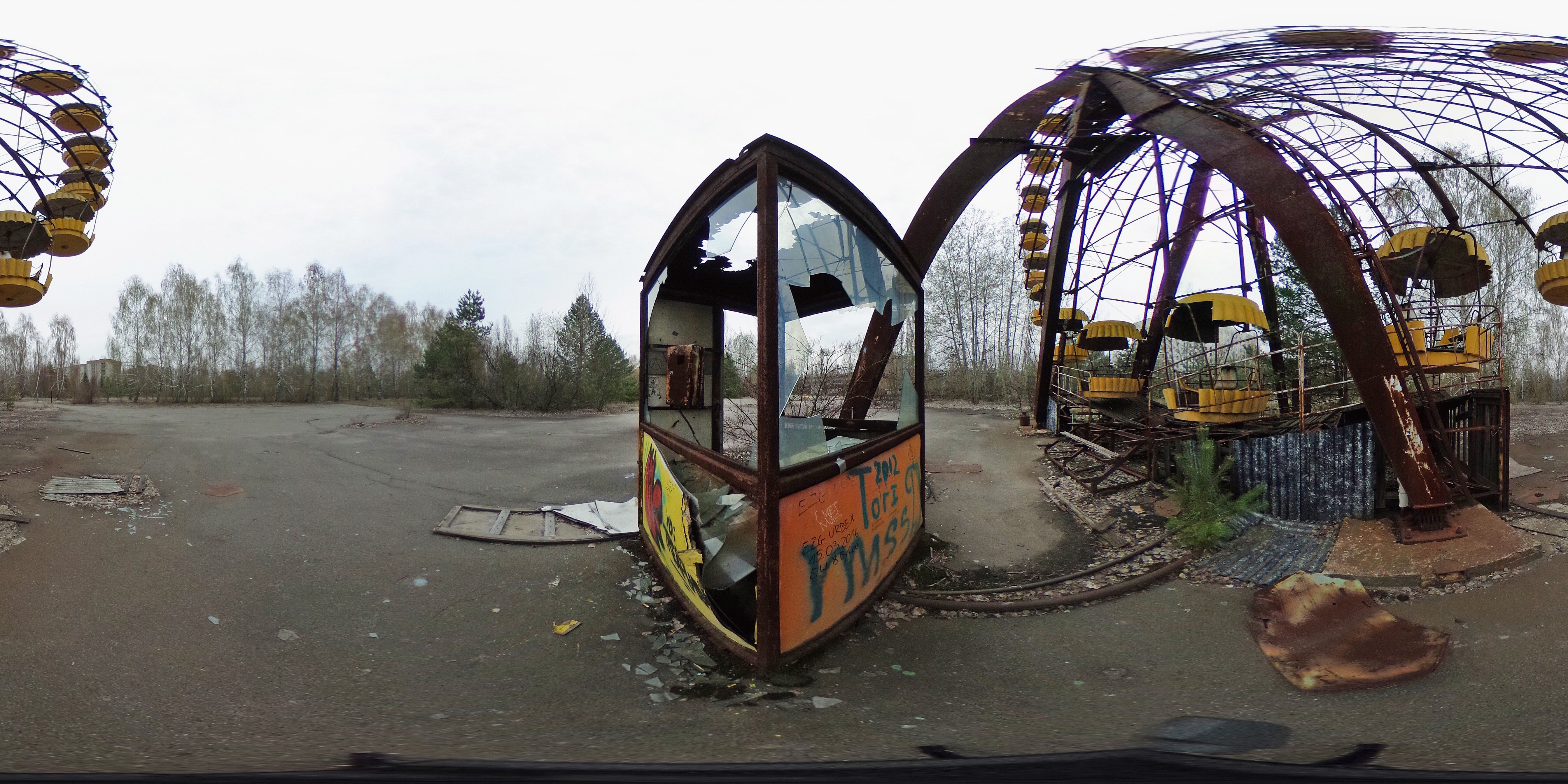 Chernobyl Disaster 360 Degree Photos Show Radiation Ghost Town 30 Years ...