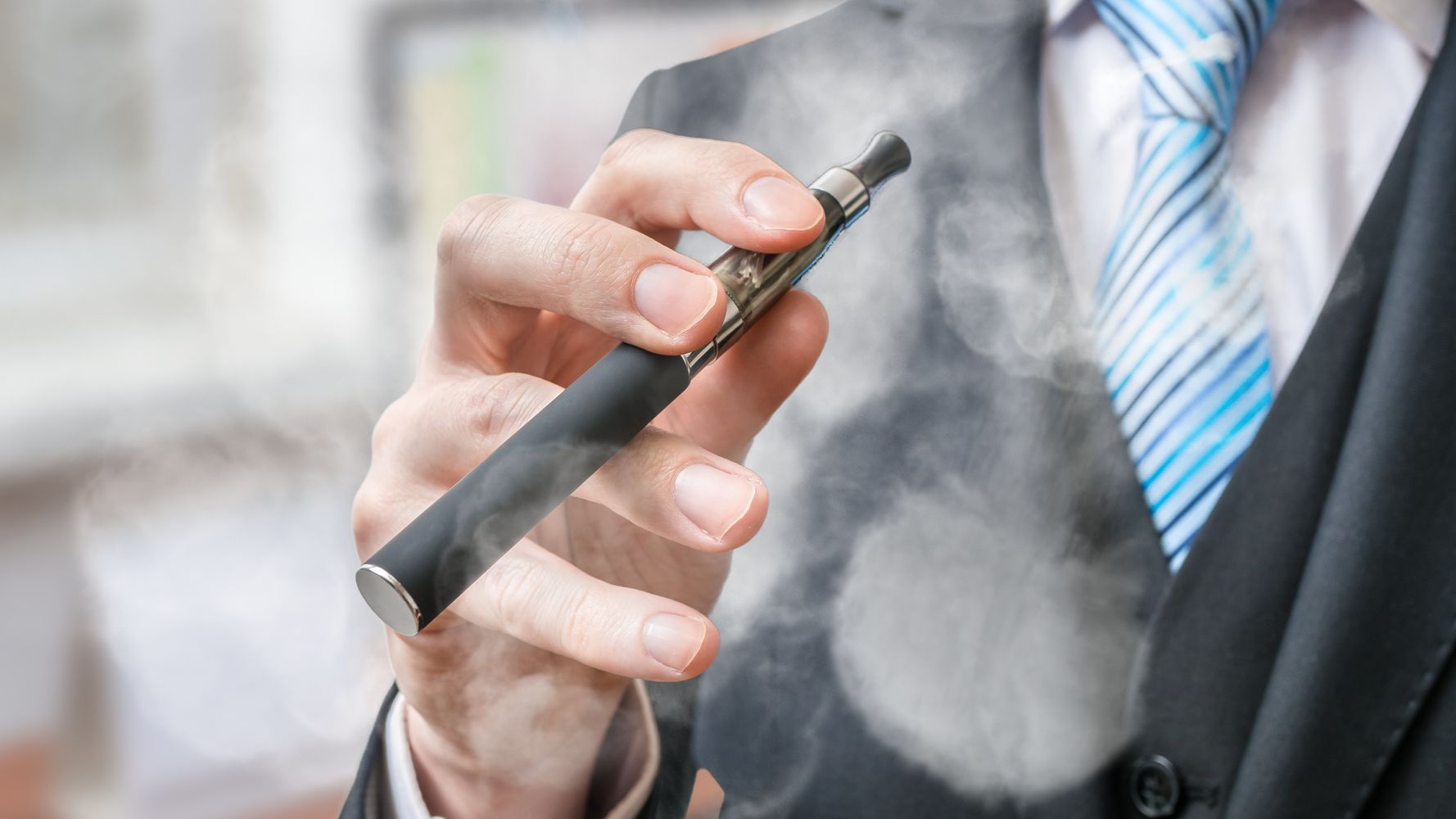 Electronic Cigarettes Not Absolutely Safe But Beneficial For Public Health Huffpost Uk Life
