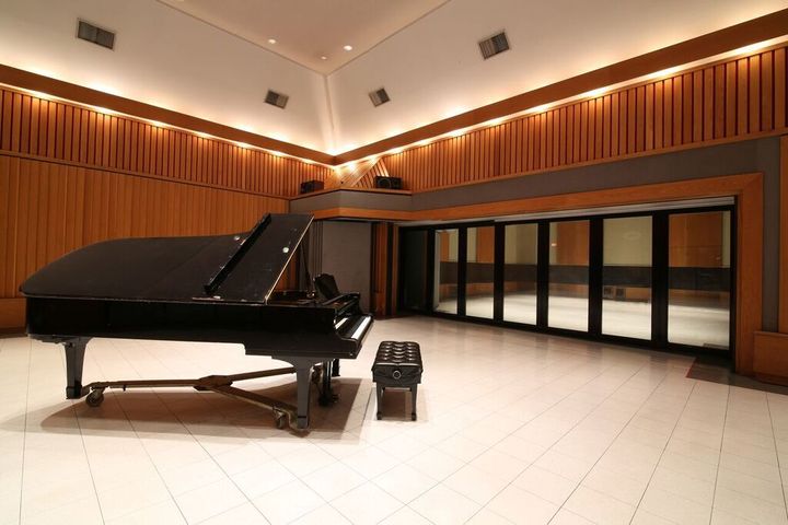 Capitol Studios, Studio A / Yamaha C9 Piano 
