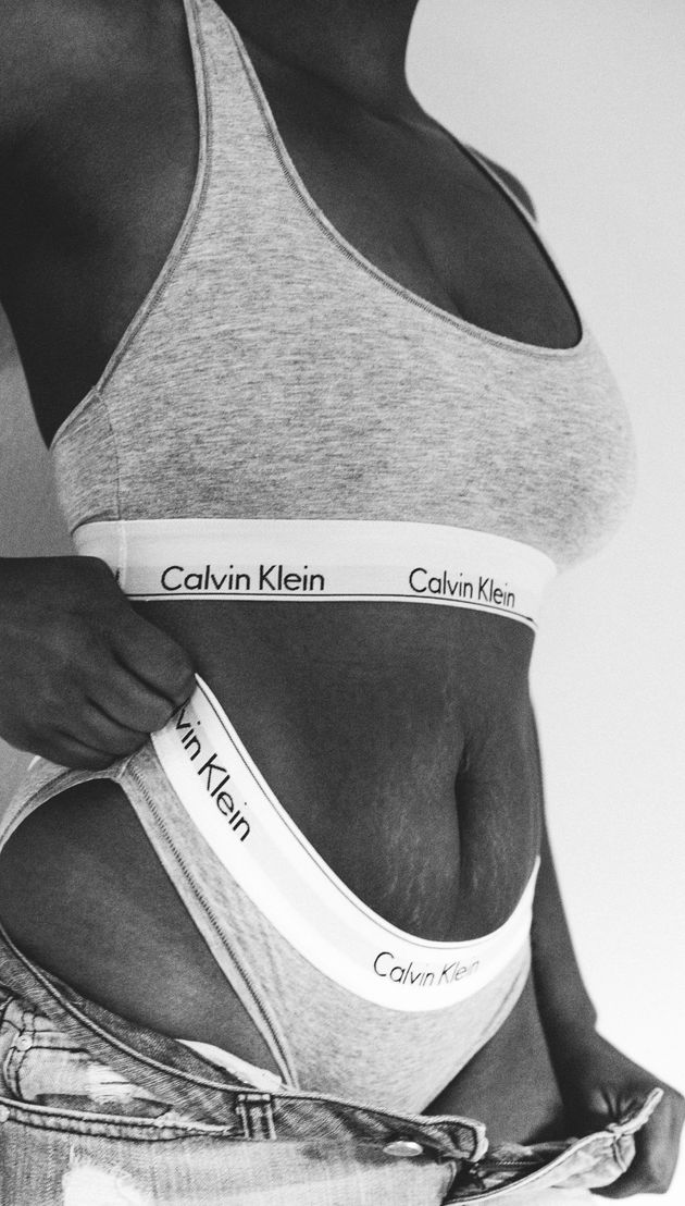 Mum Strips To Her Underwear To Show Her Stretch Marks In