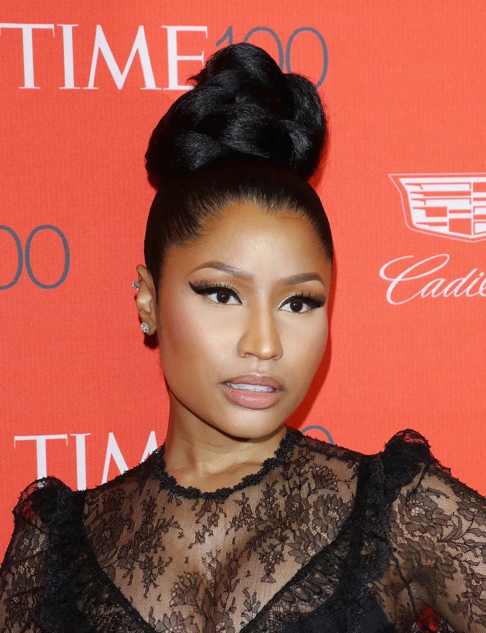 Nicki Minaj Borrows Beyonce S Hairstylist And The Results Are