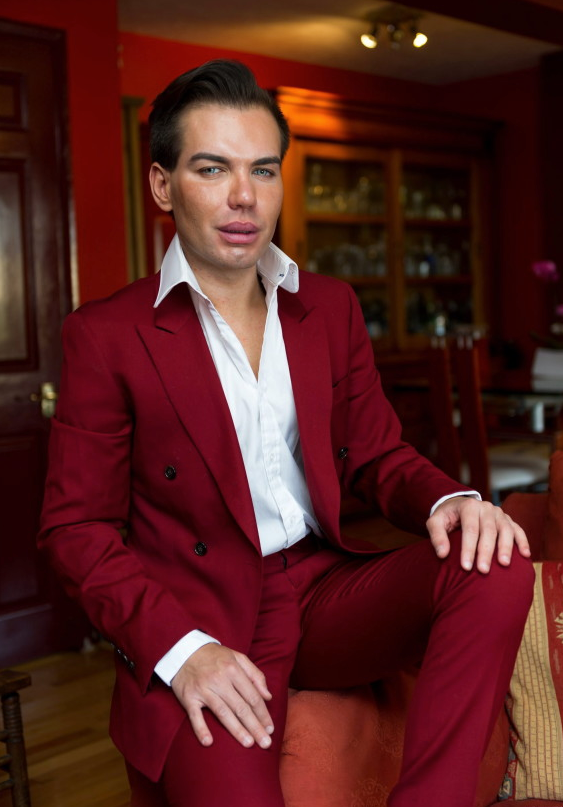Alves takes inspiration from Barbie's fictional boyfriend Ken, citing his as the 'ideal man'