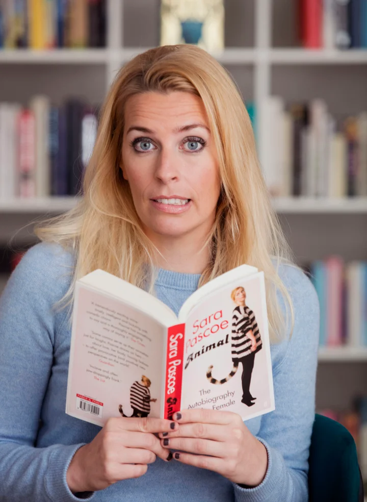 Nude sara pascoe Sara Pascoe: