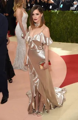 MET Gala 2016 - Madonna mit Bondage-Look MET Gala 2016 Madonna