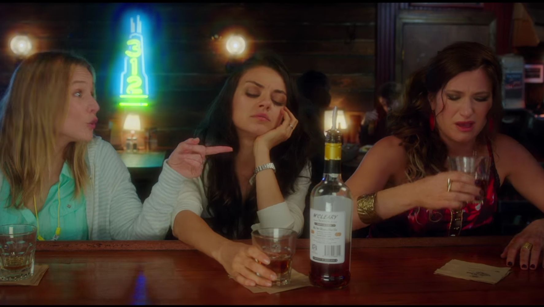 Mila Kunis Is Done Trying To Be Perfect In 'Bad Moms' Trailer ...