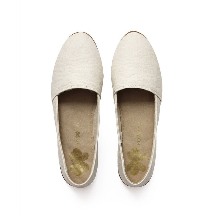 <a href="http://po-zu.com/collections/womens-vegan/products/ello-v-natural-pinatex" target="_blank" role="link" class=" js-entry-link cet-external-link" data-vars-item-name="Ello V Natural Piñatex, £90.00" data-vars-item-type="text" data-vars-unit-name="5722fbdbe4b01a5ebde544a6" data-vars-unit-type="buzz_body" data-vars-target-content-id="http://po-zu.com/collections/womens-vegan/products/ello-v-natural-pinatex" data-vars-target-content-type="url" data-vars-type="web_external_link" data-vars-subunit-name="article_body" data-vars-subunit-type="component" data-vars-position-in-subunit="12">Ello V Natural Piñatex, £90.00</a> (about $90)