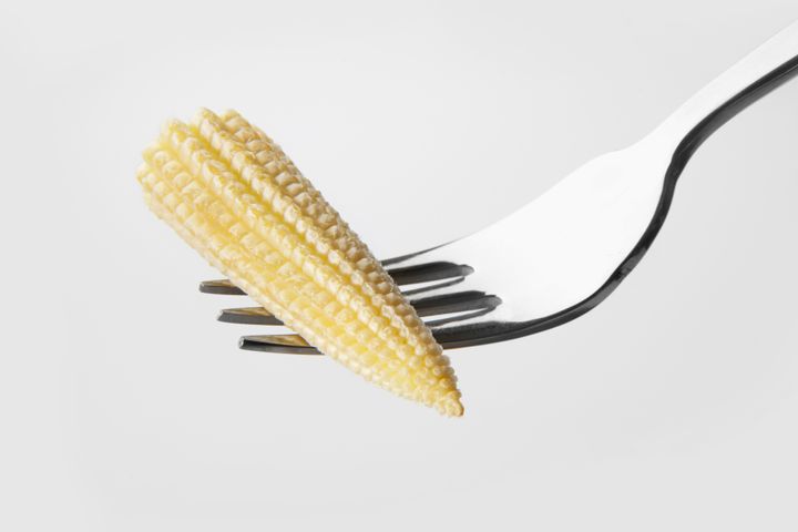 Huge fork, regular corn or regular fork, tiny corn? ¯\_(ツ)_/¯