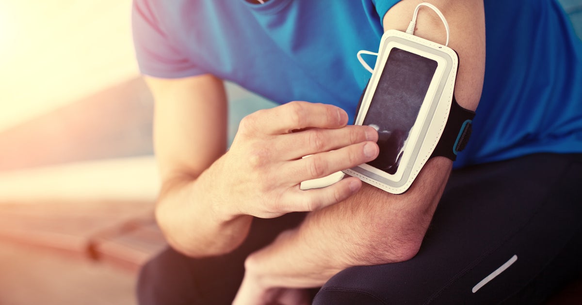12 Ways You Can Use Your Smartphone For Fitness Inspiration HuffPost Life