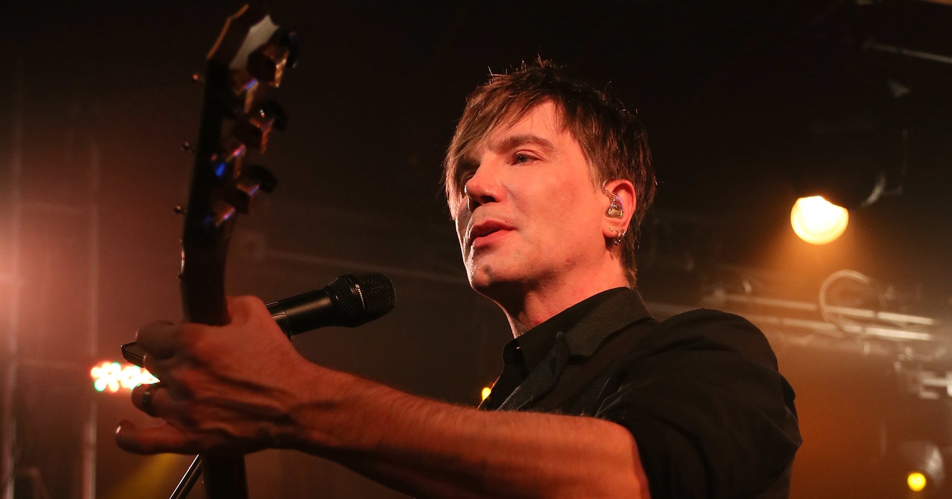 On The Brink Of 'Chaos,' Goo Goo Dolls Return With 'Boxes' HuffPost