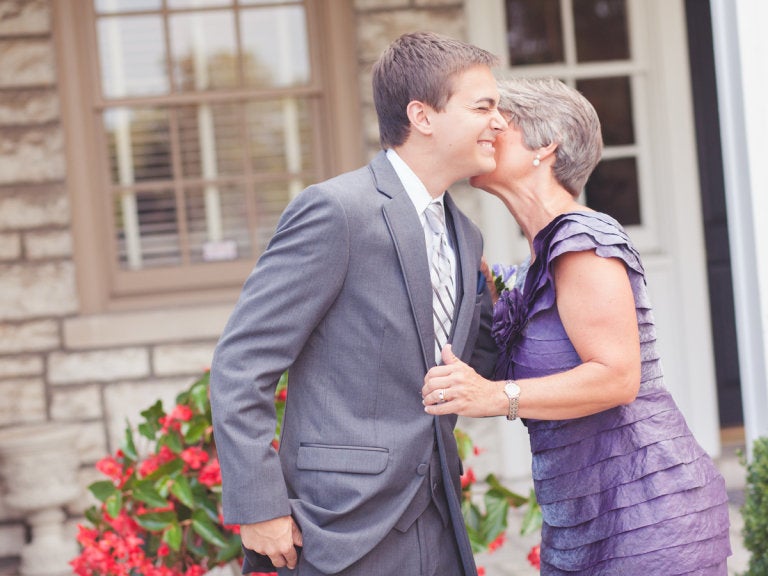 17 Tender MotherSon Wedding Photos That Will Make You Grateful For Mom