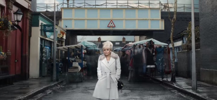 <strong>Peggy Mitchell arrives back in Walford next week</strong>